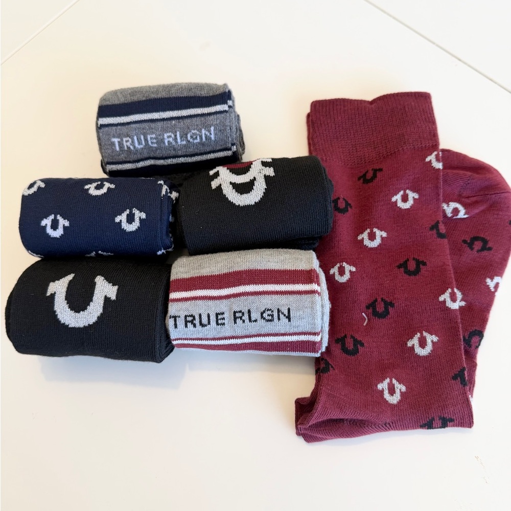 True Religion 6-Pack Crew Socks with silver threads for shoe size 8-12.5 NWT